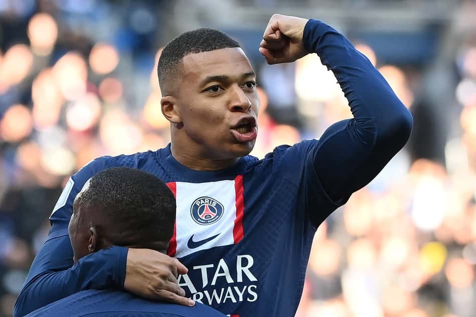 Neymar e Messi passam em branco, mas PSG vence Auxerre com gol de Mbappé antes da Copa do Mundo