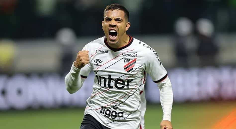 Cobiçado pelo Vasco, Terans, do Athletico-PR, tem valor da multa revelado
