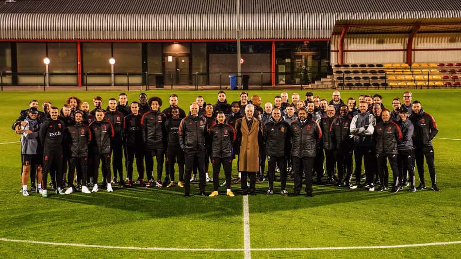 Jogadores da Bélgica se apresentam e fazem o primeiro treino com a presença do Rei