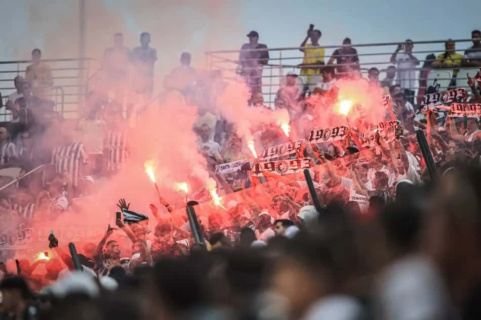 Atlético-MG será novamente julgado por sinalizadores na torcida