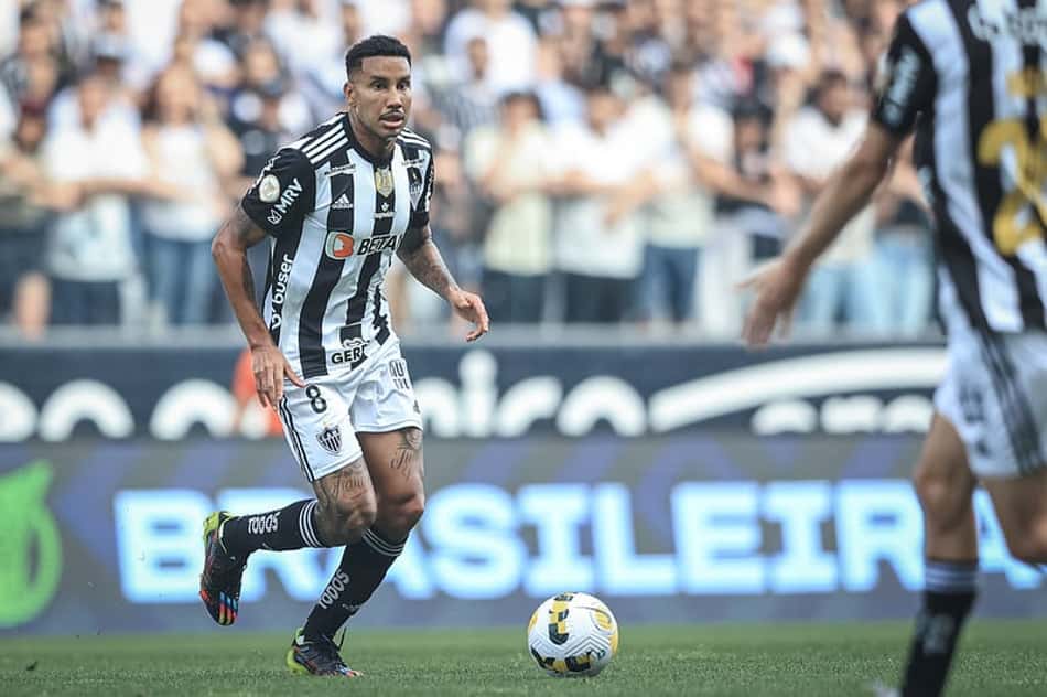 Jair, do Atlético-MG, interessa ao Grêmio para 2023, diz site