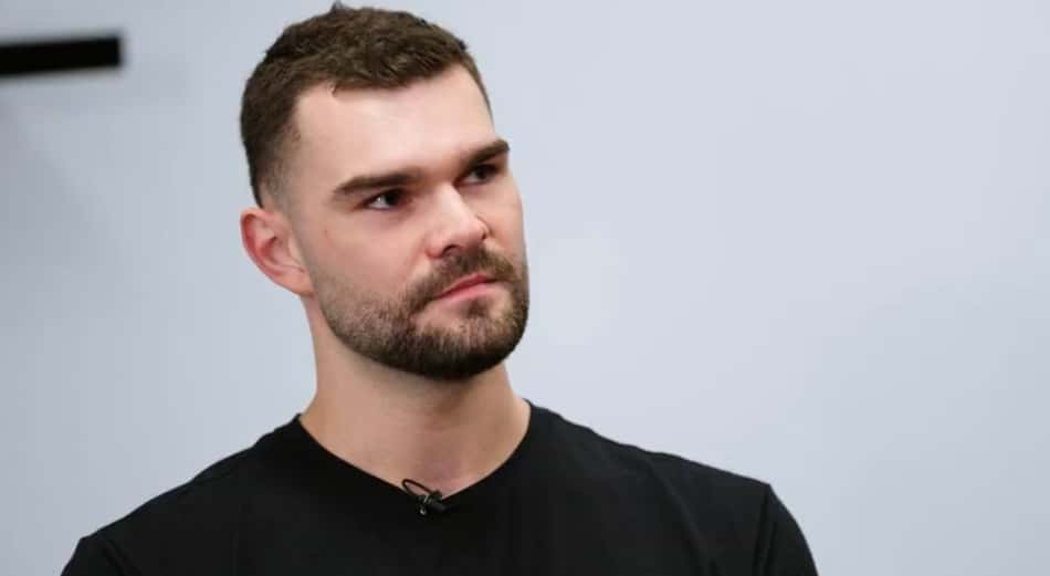 Jogador australiano assume sexualidade para companheiros de equipe