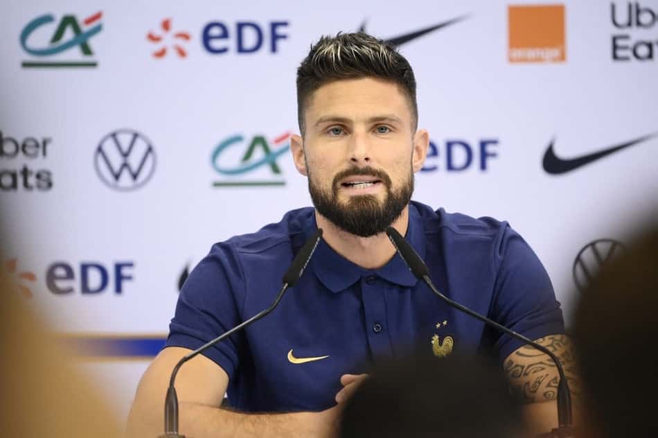 Com desfalques por lesão na França, Giroud pede 'cuidado' nos treinos