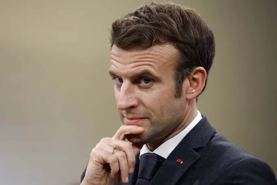 Presidente da França afirma que esporte não deve ser politizado