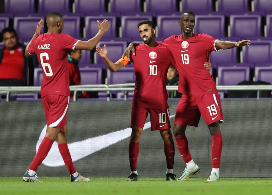 Com 'preparação de clube', anfitriã Qatar tenta surpreender na Copa do Mundo