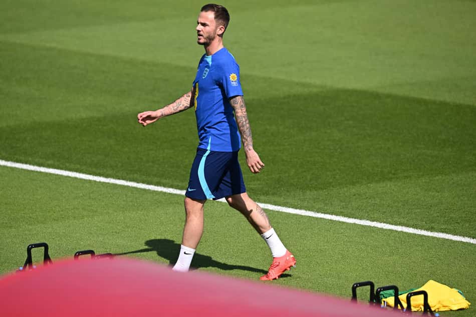 Maddison é ausência em treino enquanto é colocado à prova na Inglaterra