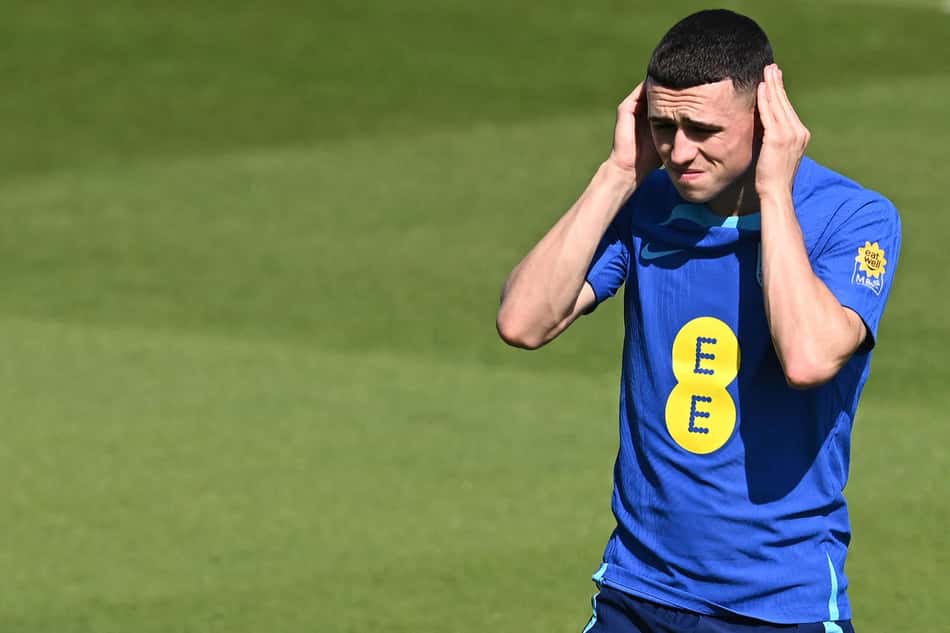 'Piada' e 'audácia': na web, ingleses reclamam da ausência de Foden no time titular