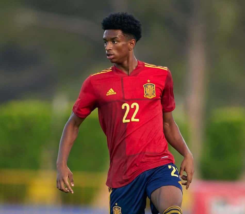 Copa do Mundo: Espanha define nome para o lugar de lateral cortado