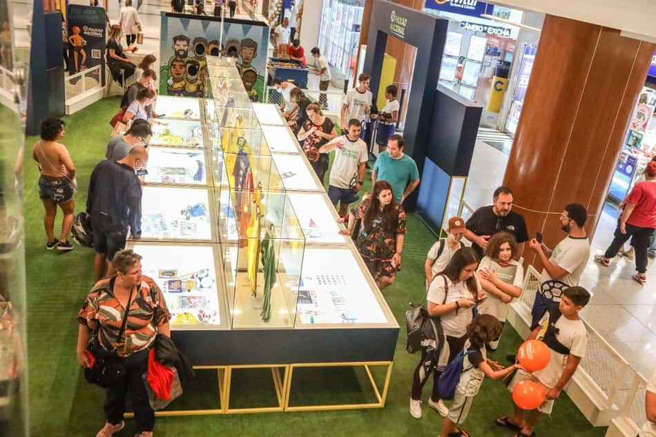 Centro de Visitantes Paineiras recebe exposição com relíquias raras do futebol mundial