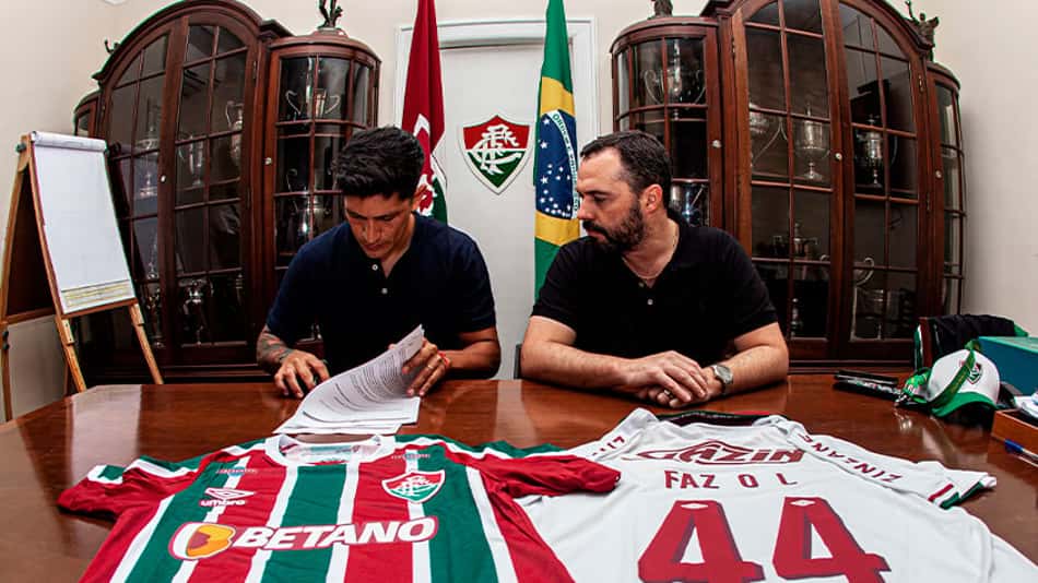Fluminense anuncia renovação de Germán Cano