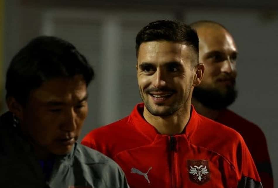 Astro da Sérvia, Tadic celebra preservação física da equipe em vitória antes da Copa do Mundo