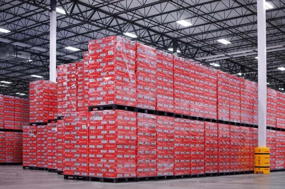 Proibida de vender cerveja no Qatar, Budweiser anuncia que campeão ficará com estoque