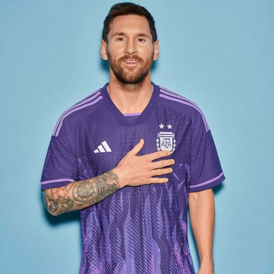 Camisa da Argentina na Copa do Mundo; veja preço, detalhes e segundo uniforme