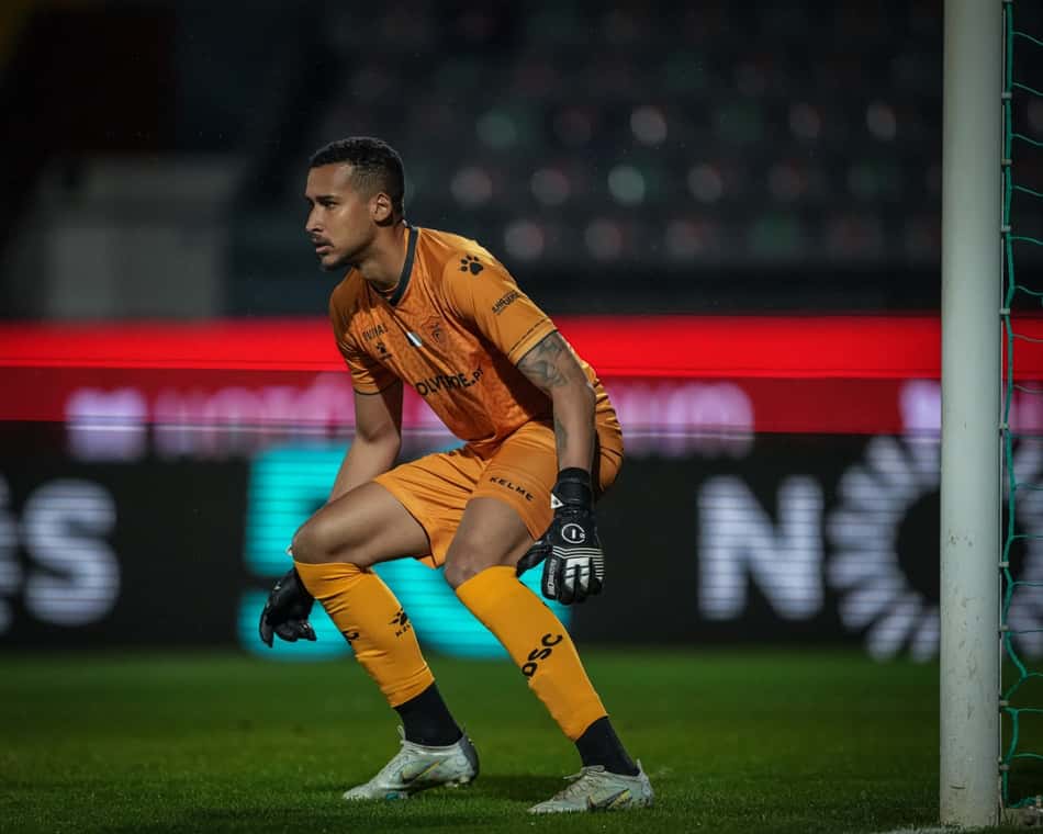 Ex-Flamengo, Gabriel Batista celebra bom início em Portugal: 'Acostumado com pressão'