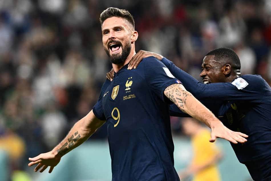 Desencantou! Após ser campeão sem marcar, Giroud marca duas vezes e se iguala a Henry