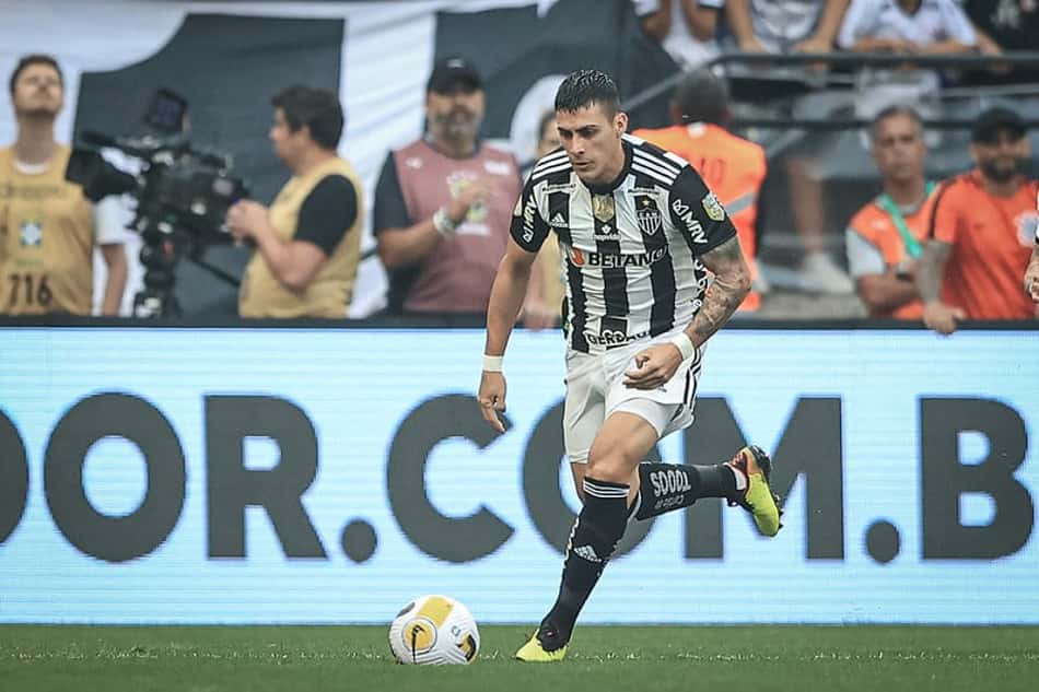 Pavón celebra fim de punição na Libertadores e em breve poderá atuar pelo Atlético-MG no torneio