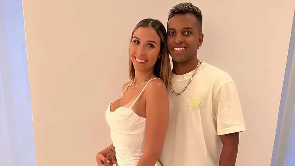 Rodrygo e ex-namorada voltam a se seguir nas redes sociais