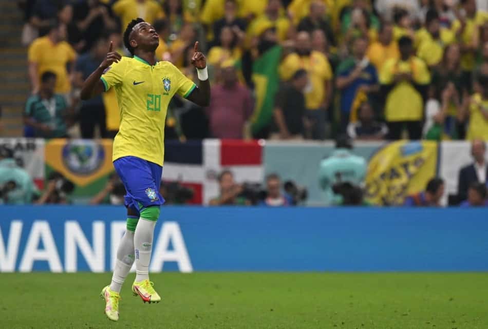 Seleção: Vini Jr faz do Qatar o quintal de casa e mostra personalidade em vitória