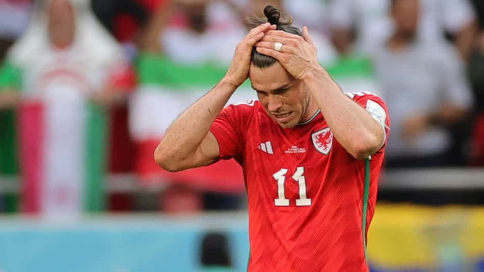 Tristeza, eliminação, festa da torcida… as fotos da sexta-feira de Copa do Mundo no Qatar