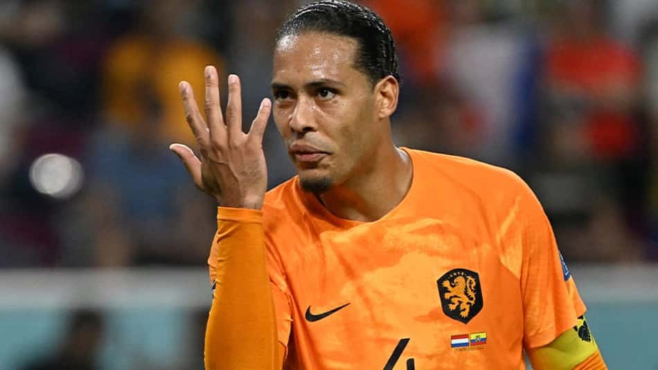 Capitão da Holanda, Van Dijk elege destaques da primeira rodada da Copa do Mundo
