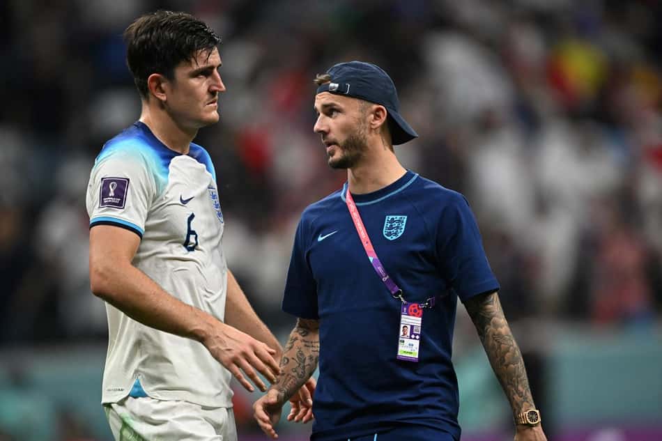 Maddison participa do primeiro treinamento com a Inglaterra no Qatar