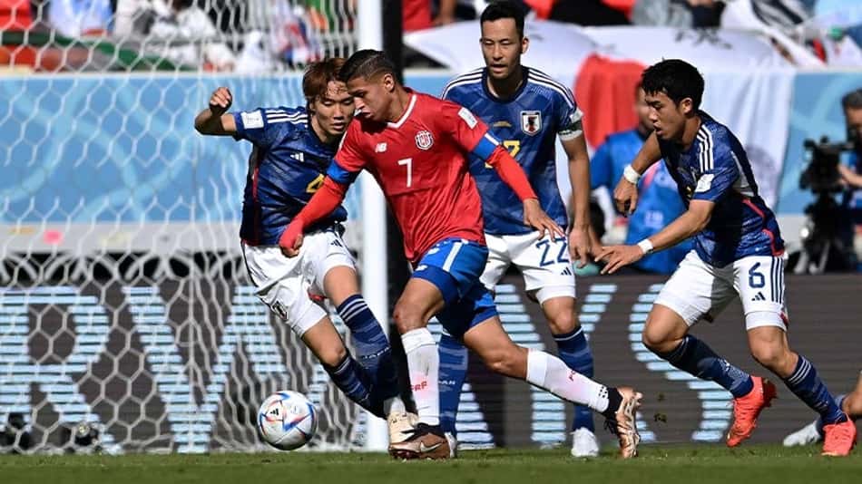 Web detona jogo entre Japão e Costa Rica na Copa do Mundo: 'Acordei cedo em um domingo para isso'