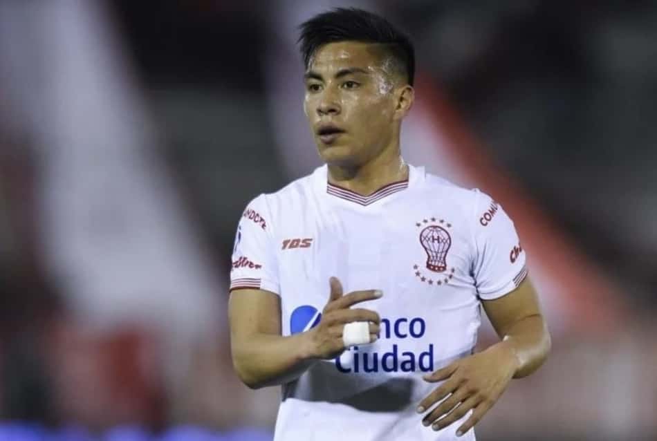 Jogador do Huracán-ARG é condenado a 11 anos de prisão por estupro coletivo