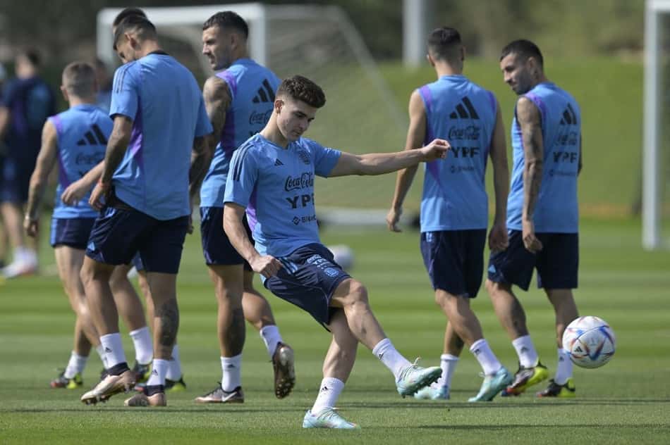 Com Agüero, Argentina faz churrasco antes do jogo contra a Polônia