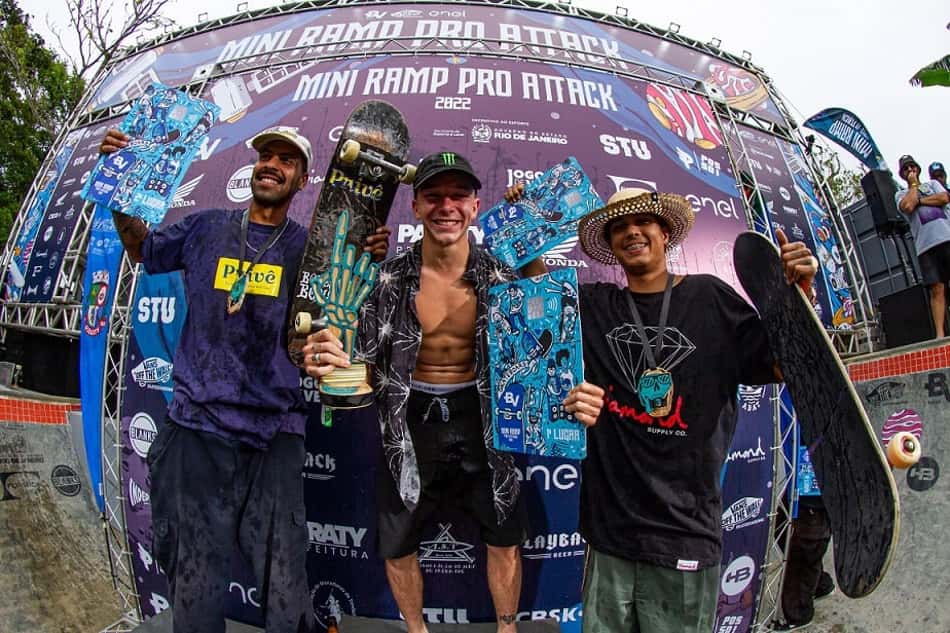 Luizinho é campeão da segunda etapa do Mini Ramp Pro Attack, dentro dos Jogos de Verão