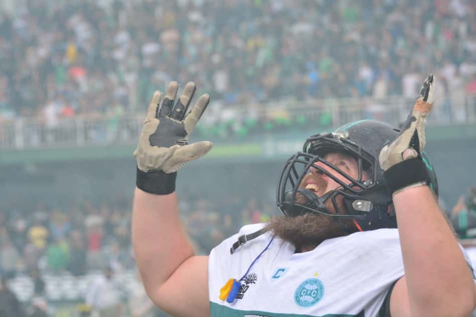 Com field goal nos segundos finais, Coritiba Crocodiles vence Galo FA e conquista o tricampeonato brasileiro