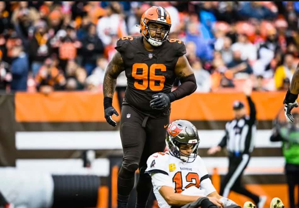 Na prorrogação, Cleveland Browns derrota Tampa Bay Buccaneers
