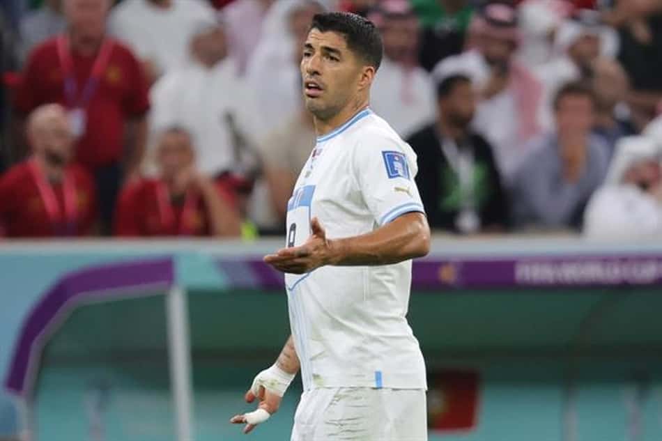 Suárez se irrita com 'polêmica' e pede 'menos desculpas' após derrota do Uruguai na Copa