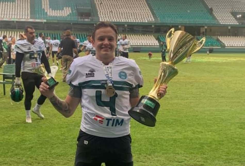 Conheça a trajetória do kicker Balka, que decidiu o Brasileirão da CBFA com um field goal na final