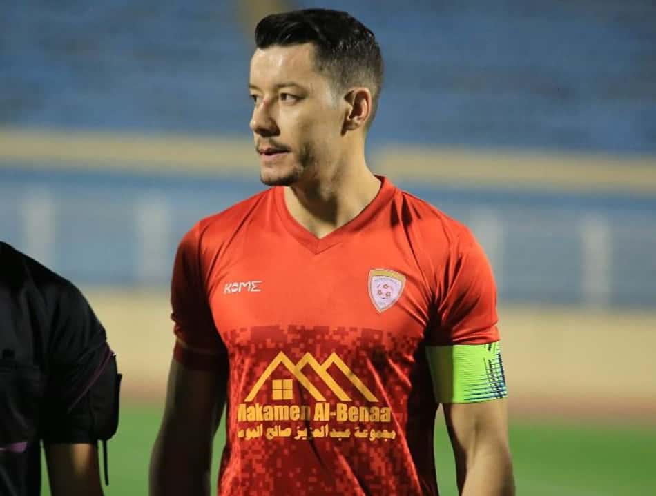 Ex-zagueiro de clube do Catar valoriza evolução do futebol local antes da primeira Copa no Oriente Médio