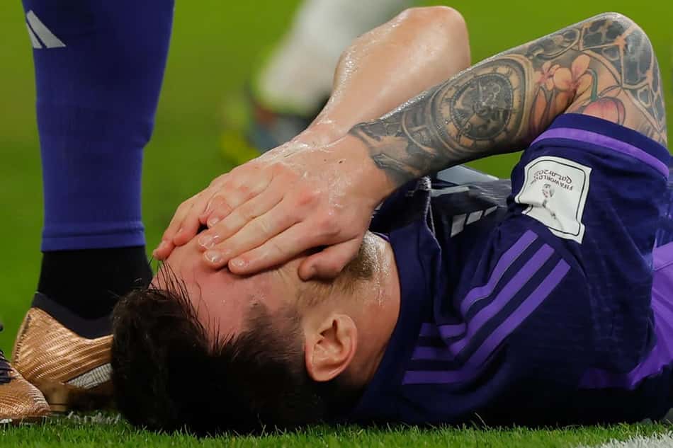 Central do Apito defende pênalti marcado para a Argentina: 'Tapa no Messi'