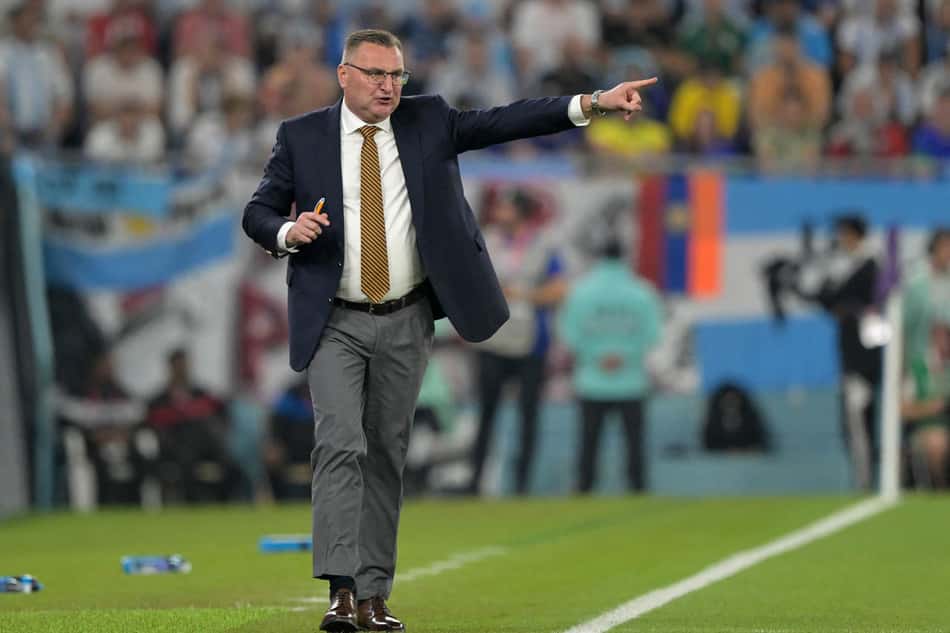 Técnico da Polônia tem contrato renovado após classificação na Copa do Mundo
