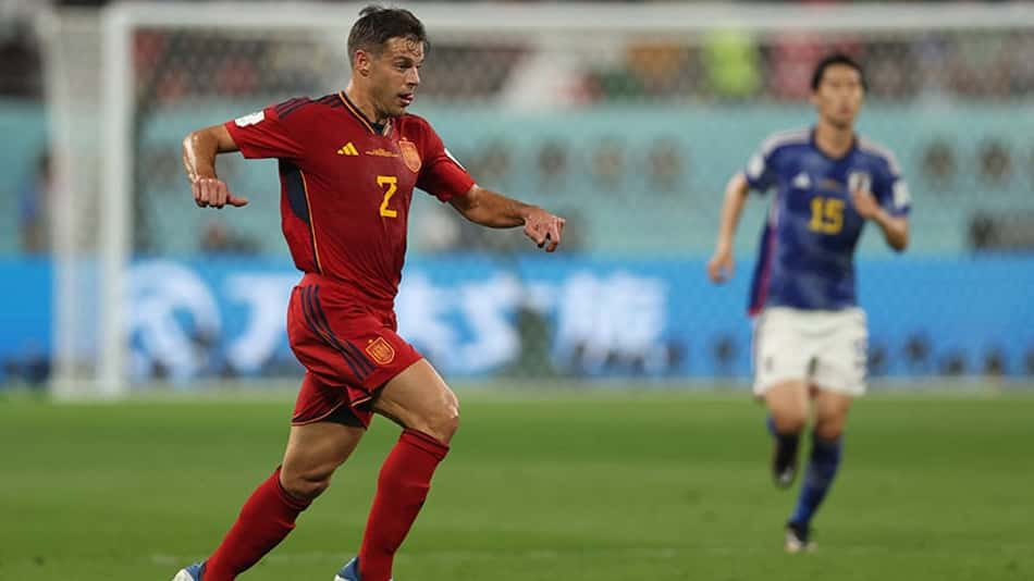 Azpilicueta lamenta derrota da Espanha, apesar da classificação: 'Erros também nos penalizaram'