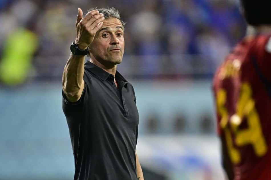 Espanha mantém em aberto a decisão sobre o futuro de Luis Enrique