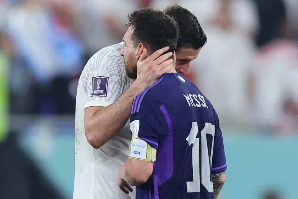 Lewandowski revela teor da conversa com Messi após jogo da Copa do Mundo entre Polônia e Argentina