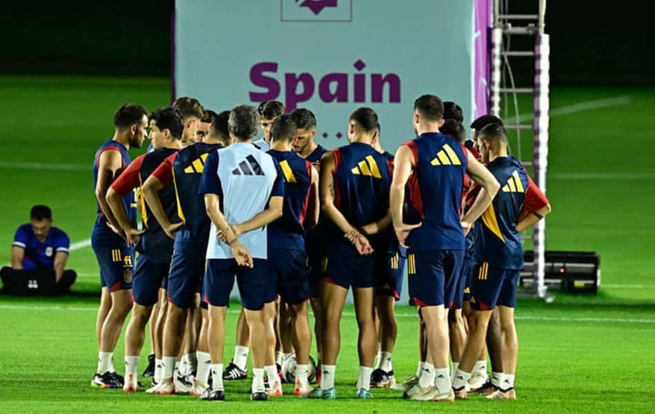 Espanha se reapresenta para treino, mas três jogadores não vão a campo