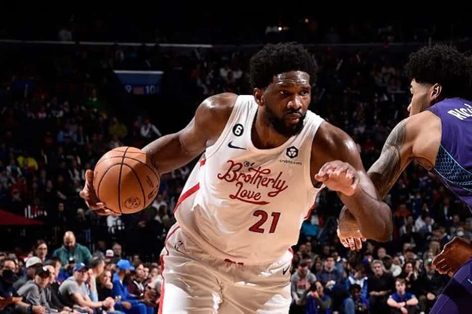Joel Embiid faz outro jogo com mais de 50 pontos pelo Sixers