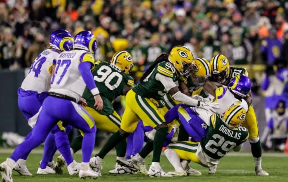 Green Bay Packers segue vivo na luta pela pós-temporada