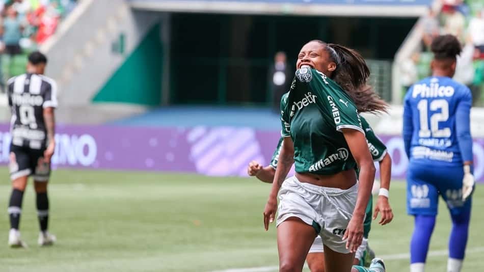 Ary Borges celebra momento especial e destaca título do Palmeiras no Paulistão Feminino: 'Gratificante'