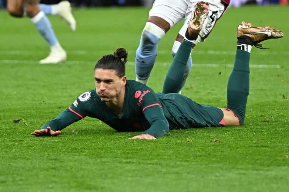 Darwin Núñez, do Liverpool, é alvo de muitas críticas na web