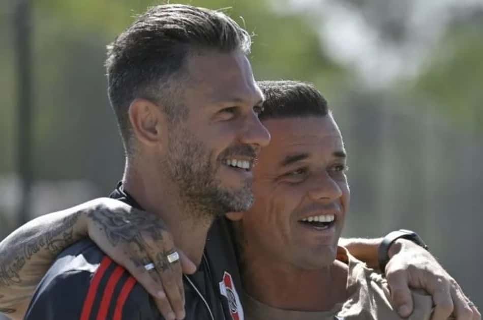 Saudade do meu ex! D'Alessandro faz visita ao River Plate