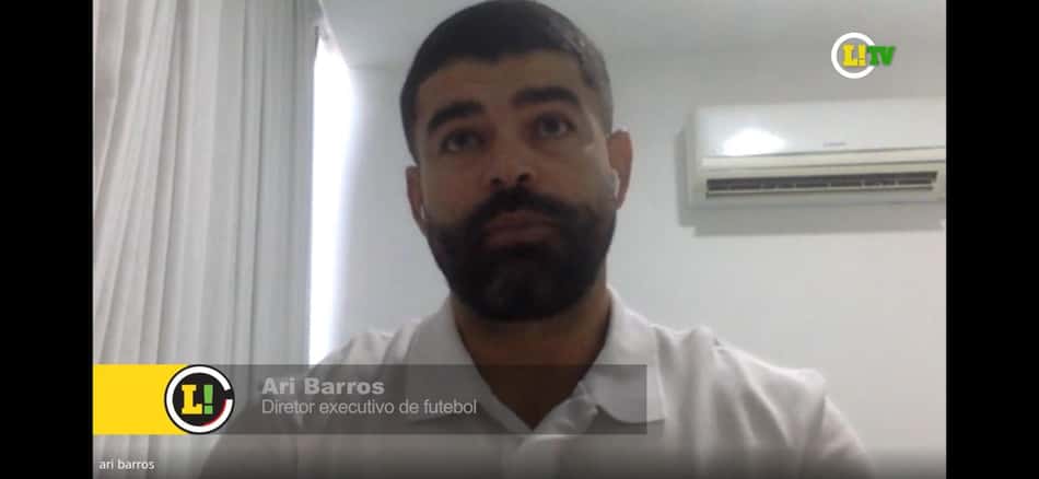 VÍDEO: Ari Barros revela quase acerto com Cruzeiro: 'Presidente me procurou no vestiário'