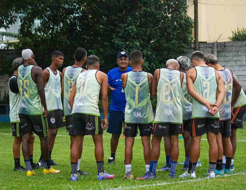 Adversário da estreia do Botafogo, Pinheirense passa por epopeia até se voltar para Copinha