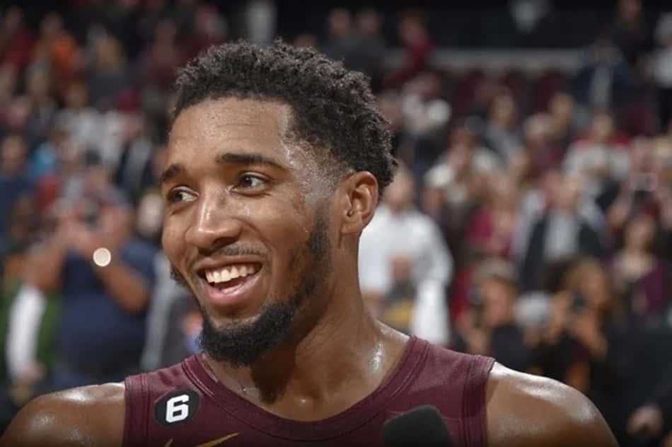 Donovan Mitchell faz história, anota 71 pontos e Cavaliers afunda Bulls