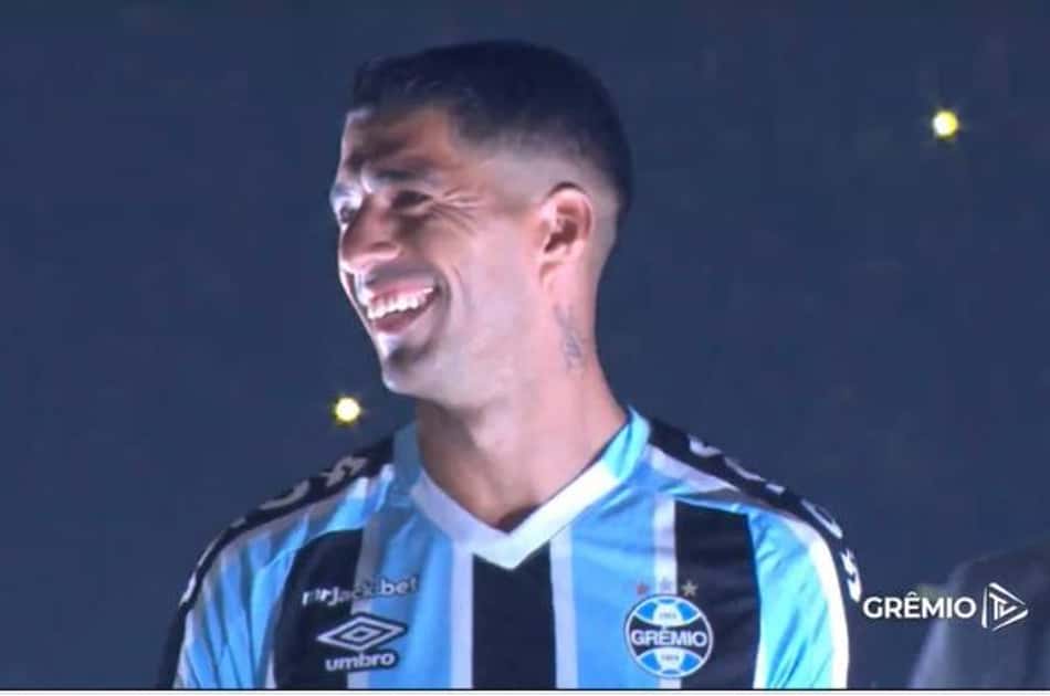 Imprensa uruguaia repercute apresentação de Suárez