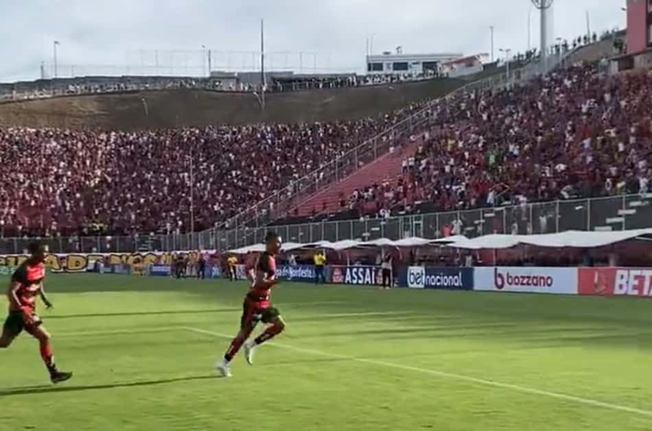 Vitória, com gol de Tréllez, bate Jacuipense e está na fase de grupos do Nordestão